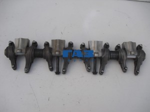 ось с коромыслами и стойками дв.ямз-5344