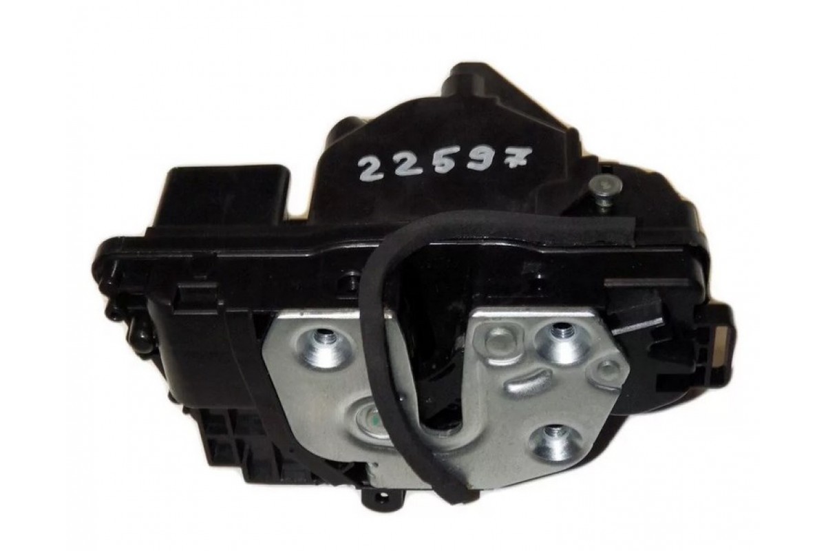 замок передней двери правый