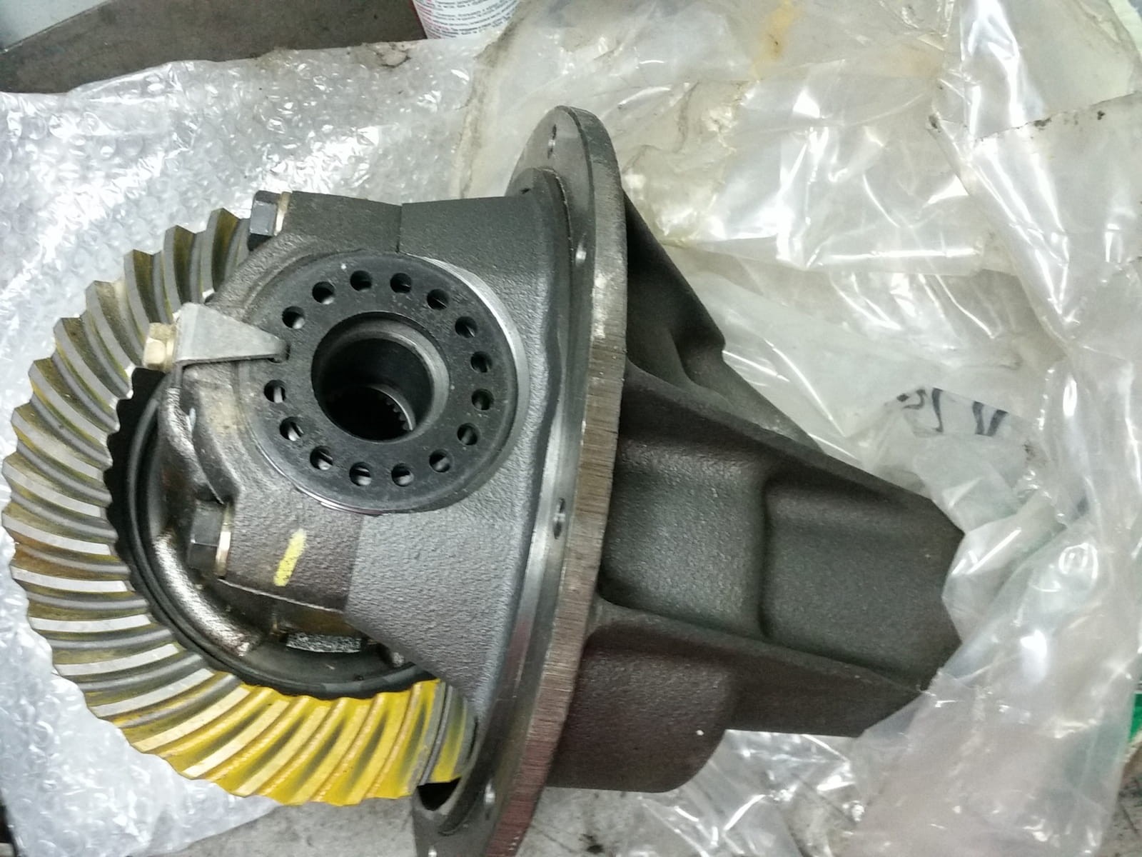 редуктор заднего мостас обыч.дифф-м с перед. отнош. гл.пары 4.3