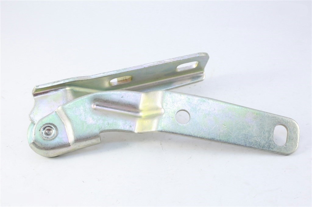 петля капота  правая