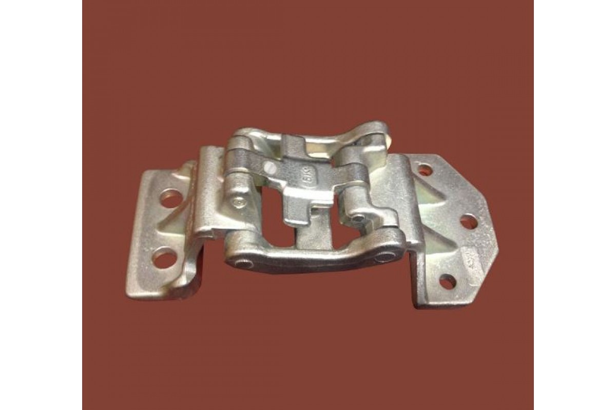 петля двери задка правая