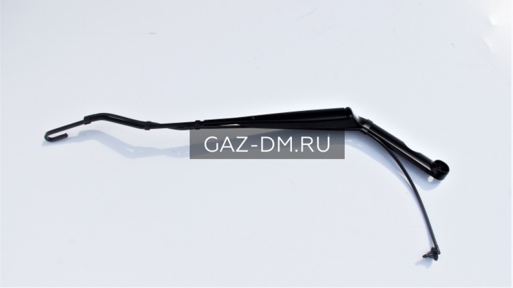 рычаг стеклоочистителя со стороны водителя