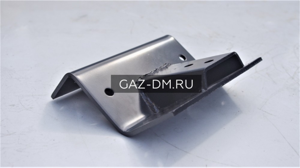 кронштейн передний