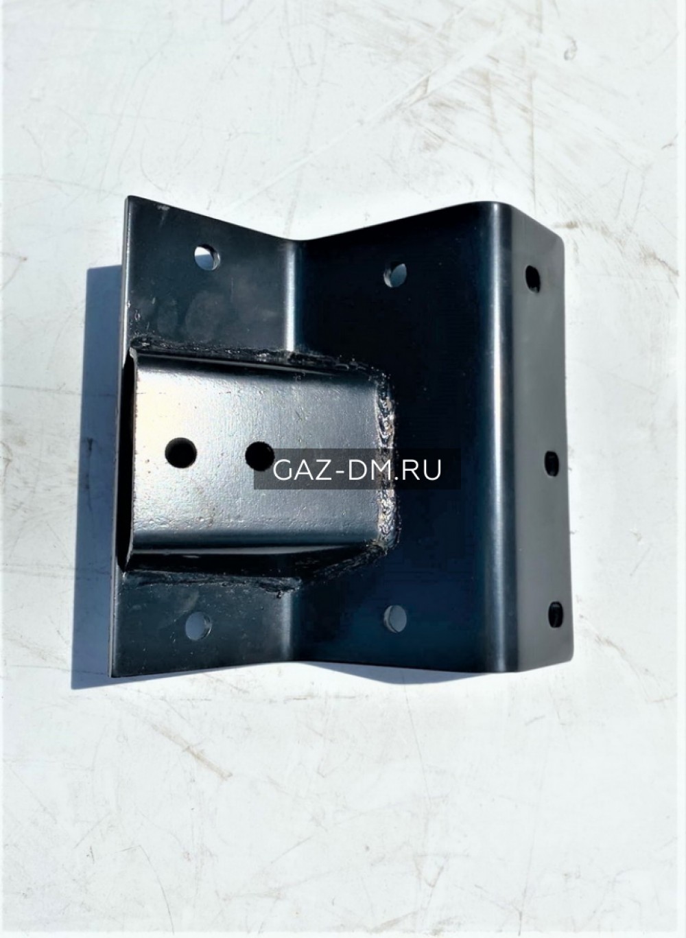 кронштейн передний